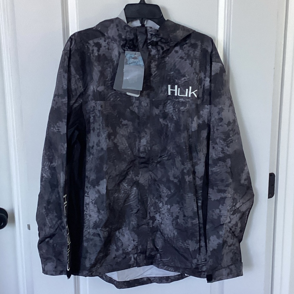Huk Performance Fishing Jacket - Black and Gray - Size M